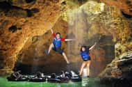 Yogyakarta: Aventura guiada nas grutas de Jomblang e Pindul