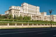 Ceausescu-Villa, Parlamentspalast und Dorfmuseum