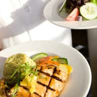 South Maui: Sunset Cruise with 4-Course Dinner and Drinks