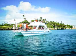 La Romana: Catalina Island Full-Day Snorkeling Tour
