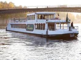 Paris: Happy Hour Evening Cruise on the Seine River
