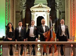 Florence: Tuscan dinner & Three Tenors concert near Uffizi