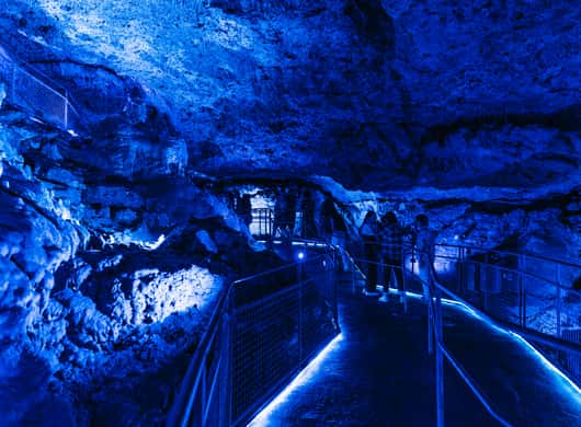 Ondergronds meer in de Grotten van Hams