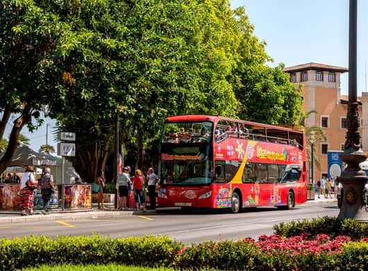 Open dubbeldekkerbus in Palma de Mallorca