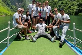 从河内出发，3天2晚河江之旅，配备越南语导游