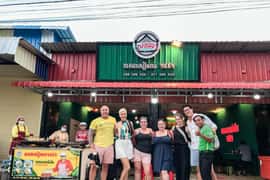 Siem Reap: Evening Food Tour with 10 Local Tastings