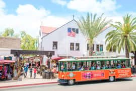 San Diego: Hop-on Hop-off Narrated Trolley Tour