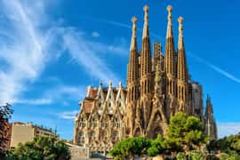 Best of Barcelona: Sagrada Familia & Park Guell with Pickup