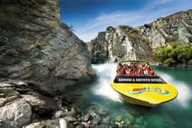 Queenstown: Floating Sauna Experience on Lake Whakatipu