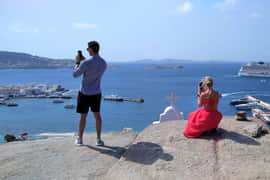 Mykonos: Highlights Tour with Panagia Tourliani Monastery