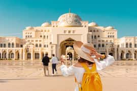 Dubai: Sheikh Zayed Mosque & Qasr Al Watan Tour with Pickup