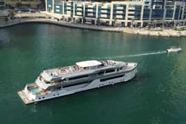 Dubai: Desert Rose NYE Cruise with Dinner and Fireworks