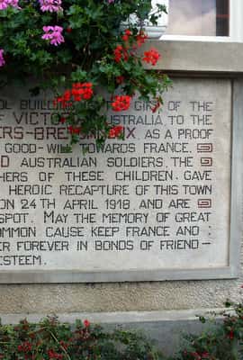 obrázok č. 2 aktivity Paríž: Anzac Day Day Tour do Villers Bretonneux v destinácii Villers-Bretonneux, obrázok nahral dodávateľ