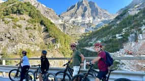 E-Bike Tour to the Carrara Marble Quarries with lard tasting