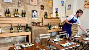 Paris: Cheese and Wine Tasting Experience in Montmartre