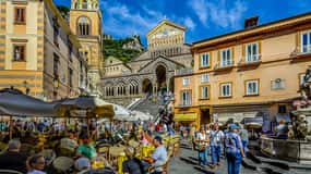 Pompeii, Amalfi, Ravello Day Tour with Private Transfer