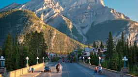 Banff LOST TOWN History Tour - 1.5hrs Tour + Transportation