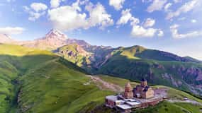 Depuis Tbilissi : Kazbegi Gudauri & Zhinvali, visite guidée en groupe