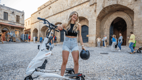 Rodi: Esplora la città nuova e medievale in Trikkes