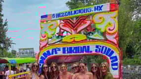 Xochimilco: Tequila tasting (unlimited) and cultural boat party