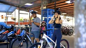 Causeway: Audio-Guided Bike Tour with Panamanian Cuisine.