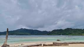 Excursión por las islas del Caribe, Isla Grande y Fuerte de Portobelo