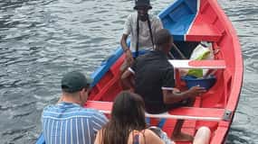 Passeio de barco para a caverna de Águas Belas + churrasco