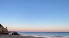 FullMoon Yoga