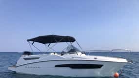 One Hour Boat Tour Departure Como with Private Captain