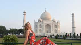 From Jaipur: Private Taj Mahal & Agra Day Trip with 5* Lunch