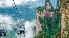 Zhangjiajie: 2-Day Highlights Tour w/Glass Bridge &Cable car