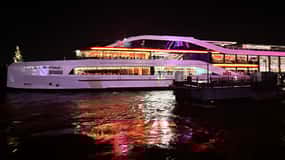 Düsseldorf: Winter Afternoon Boat Cruise on the Rhine