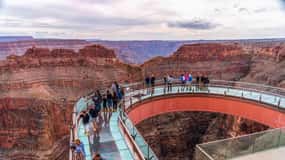 Grand Canyon Hoover Dam and Joshua Tree VIP Small Group Tour