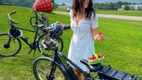 Quebec City: Ile d'Orléans Guided E-Bike Tour with Tastings