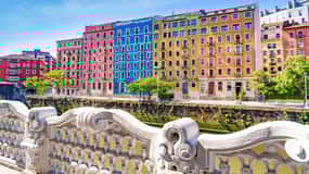 Lugares Singulares de Bilbao - Tour a pie en pareja