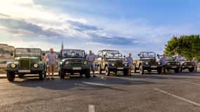 Budapest: Private City Tour with a Vintage Russian Jeep