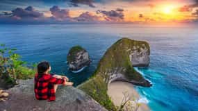 Nusa Penida: Private Car Charter with Experienced Driver