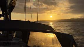 Full Day: Sailing tour with lunch & snorkeling included.