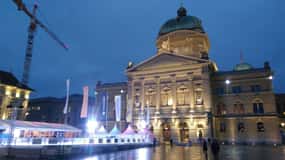 Bern: Political Walking Tour with a Diplomat
