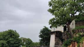 Monsoon Palace (Sajjangarh) E-bike Trail