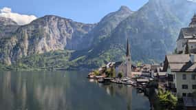 Hallstatt: Lake Kayaking Tour
