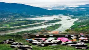 Dujiangyan panda base and irrigation system park day tour