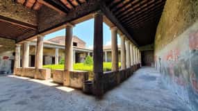 From Amalfi: Pompeii Half-Day Tour with Tourist Guide
