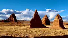 Torrey: Capitol Reef National Park Temples of the Sun & Moon