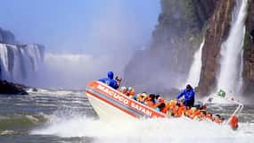 Explore as Cataratas do Iguaçu e o Parque das Aves: Tour completo