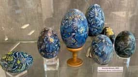 Ubud: Balinese Egg Painting & Canang Sari Workshop