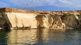 Syracuse:Boat tour Ortigia,Pillirina and seacaves