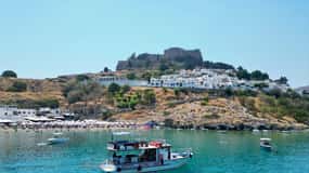 Kolymbia: Day Cruise to Lindos with 2 swimming stops