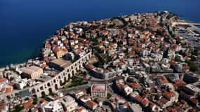 Kavala: Authentic City Private Tour by Ecological Tuk Tuk