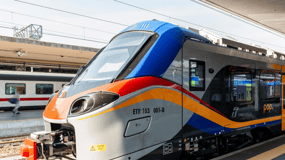 Naples Centre: Train & Bus from/to La Reggia Designer Outlet